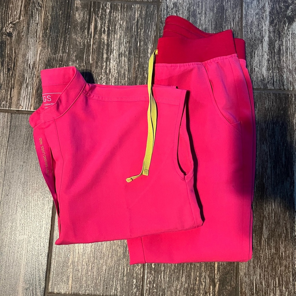 Figs Women’s Scrubs- shocking pink XXS/XSP Rafaela/Zamora